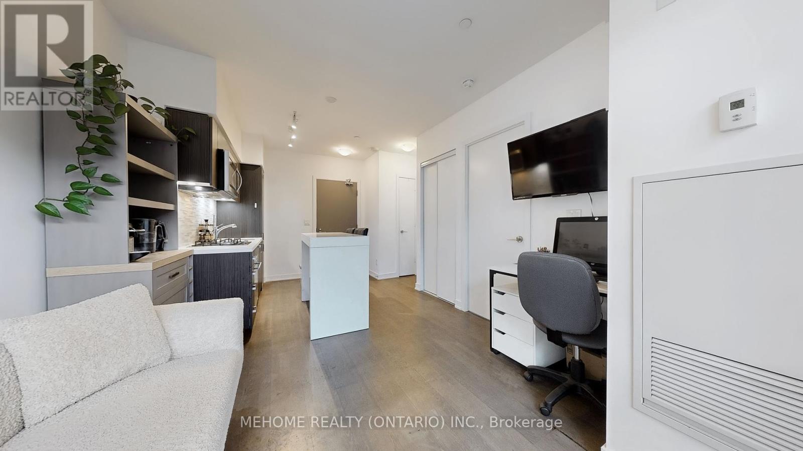 204 - 501 St. Clair Avenue W, Toronto, Ontario  M5P 0A2 - Photo 10 - C12457633