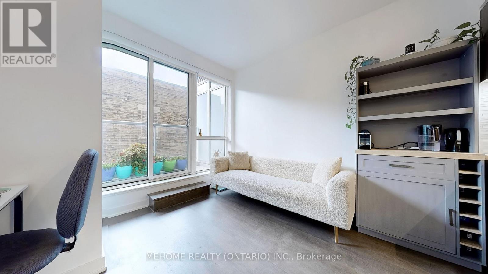 204 - 501 St. Clair Avenue W, Toronto, Ontario  M5P 0A2 - Photo 12 - C12457633