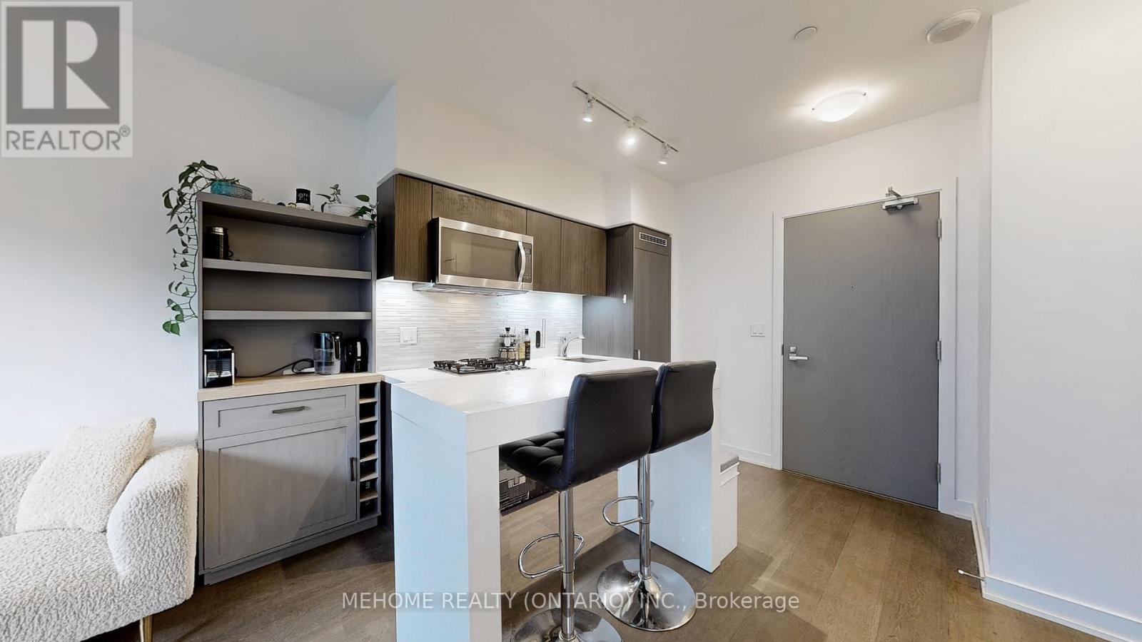 204 - 501 St. Clair Avenue W, Toronto, Ontario  M5P 0A2 - Photo 8 - C12457633