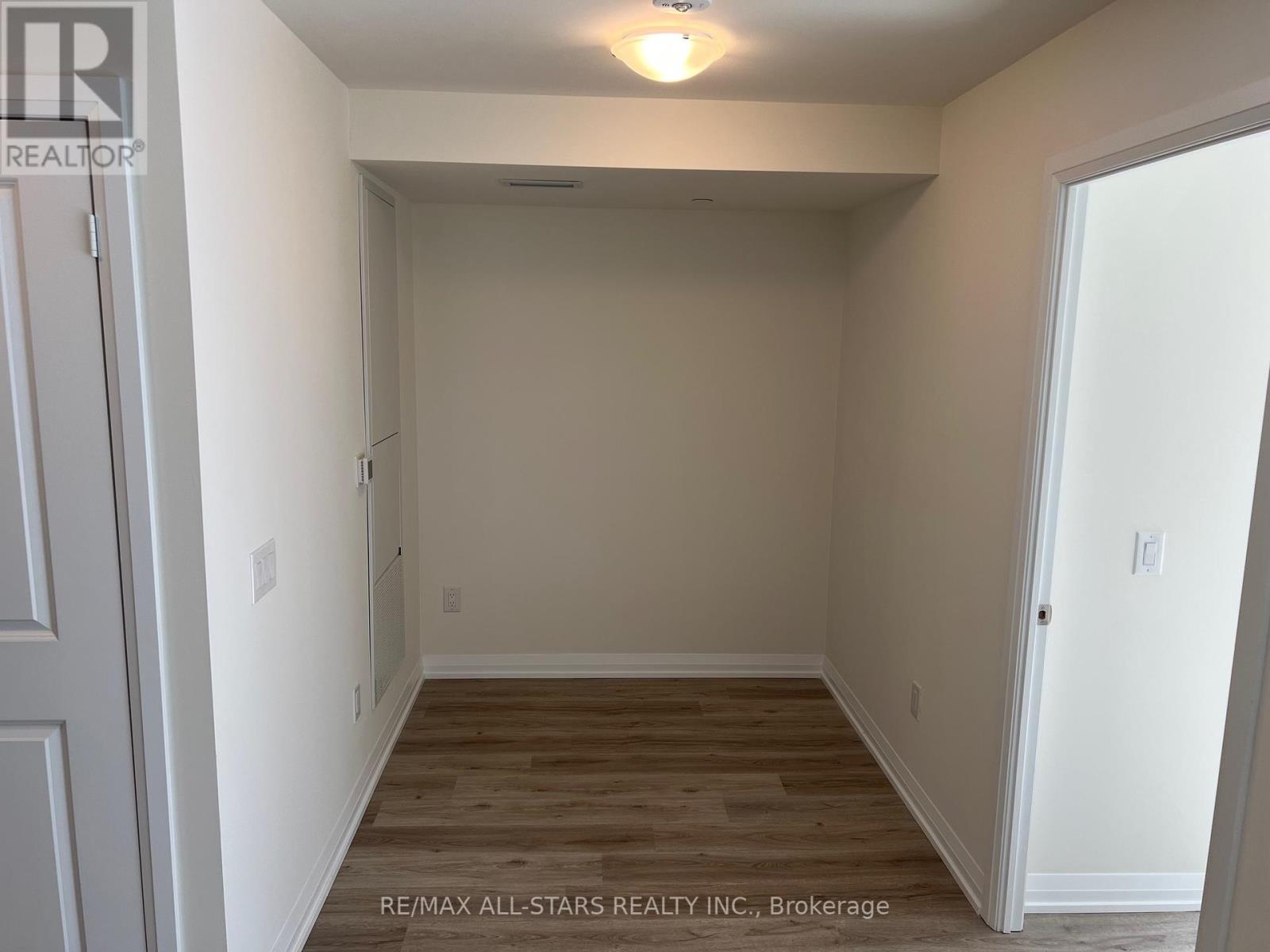 424 - 3270 Sheppard Avenue E, Toronto, Ontario  M1T 3K3 - Photo 7 - E12457602