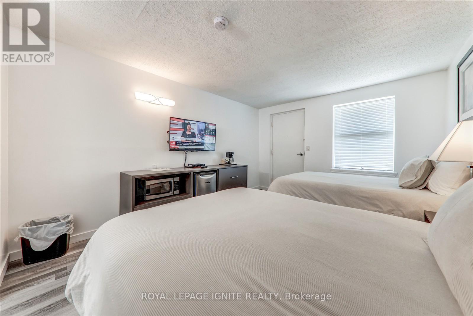 212 - 70 Port Darlington Road, Clarington, Ontario  L1C 6T9 - Photo 13 - E12457635