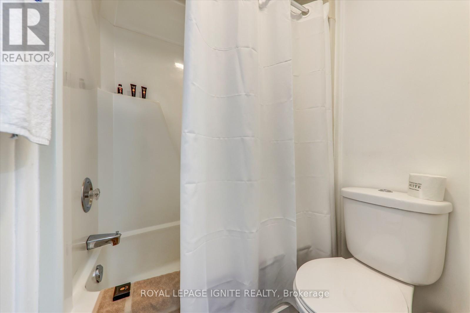 212 - 70 Port Darlington Road, Clarington, Ontario  L1C 6T9 - Photo 17 - E12457635
