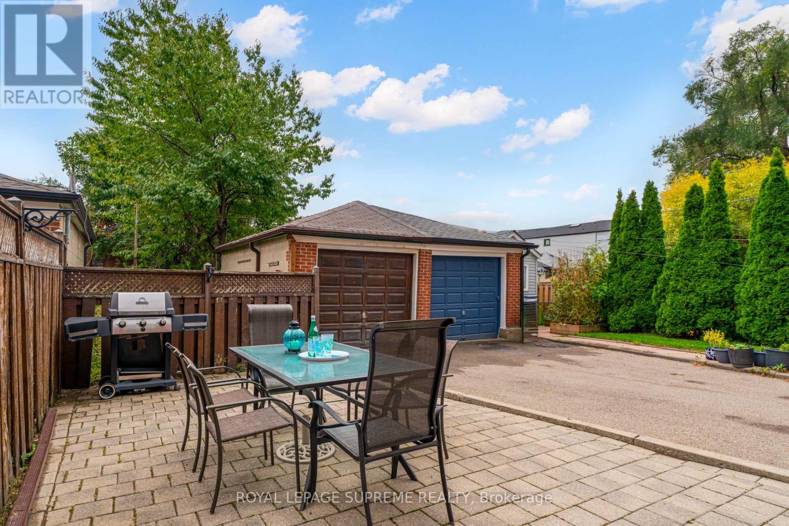 339 Hopewell Avenue, Toronto, Ontario  M6E 2S1 - Photo 36 - W12453831
