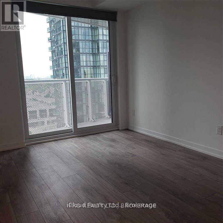 1510 - 4065 Confederation Parkway, Mississauga, Ontario  L5B 0L4 - Photo 2 - W12457170