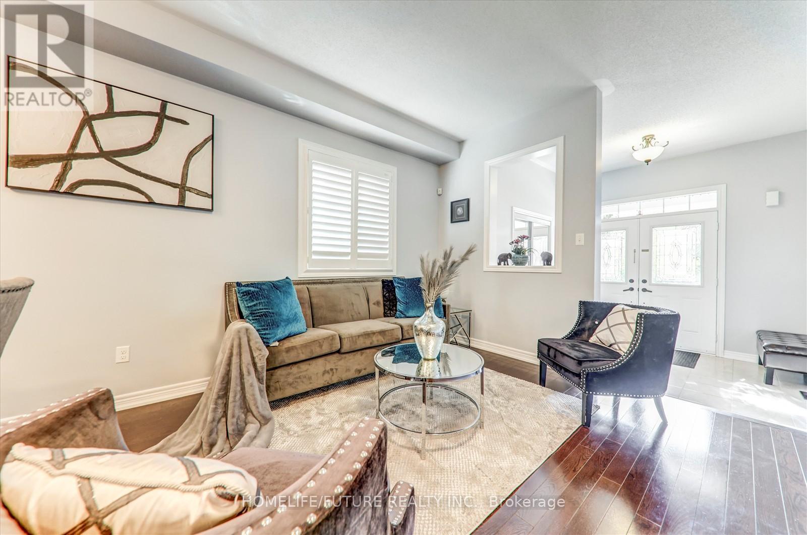 100 James Mccullough Road, Whitchurch-Stouffville, Ontario  L4A 0Z2 - Photo 9 - N12457600