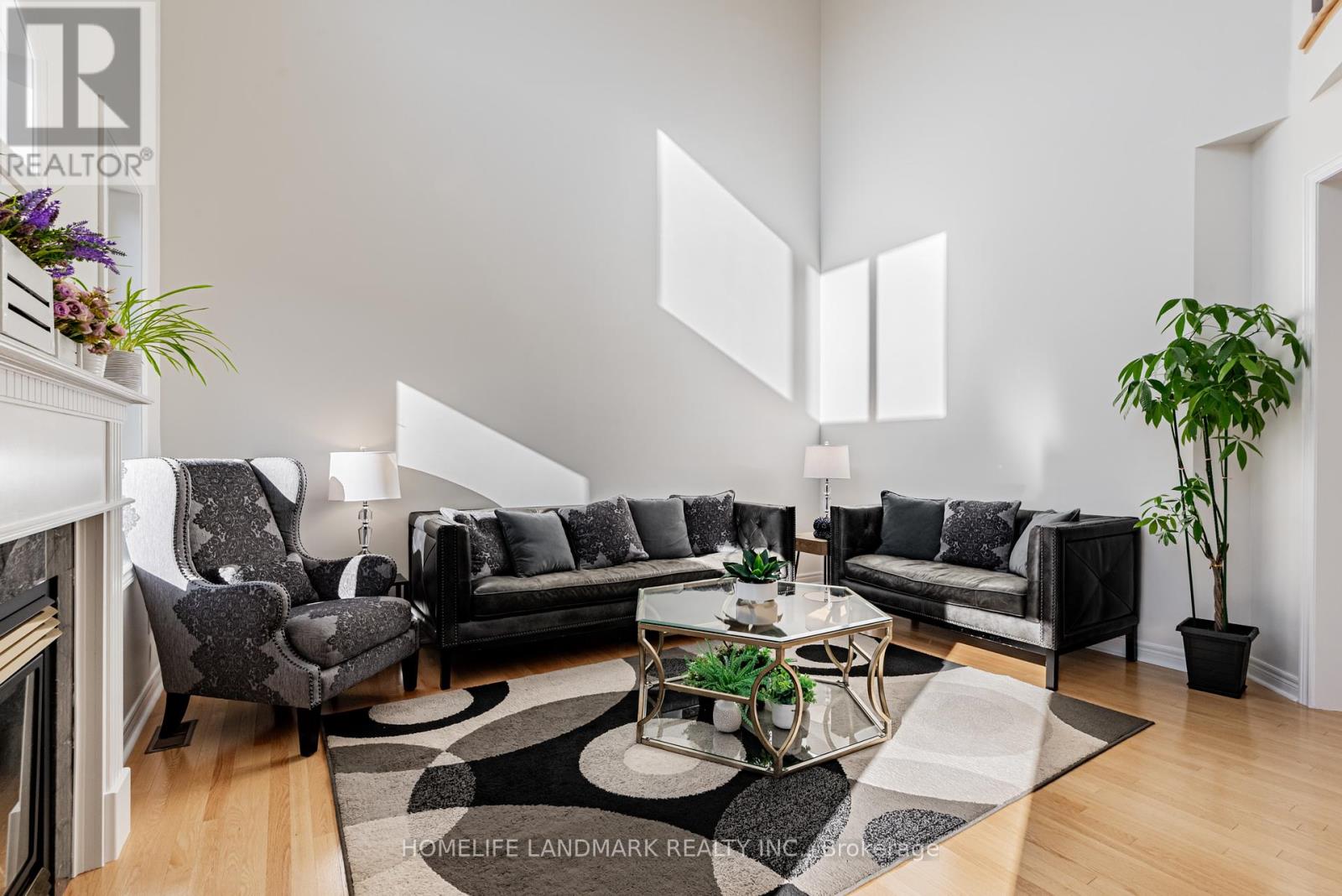12 Houser Street, Markham, Ontario  L6E 1H8 - Photo 11 - N12457612