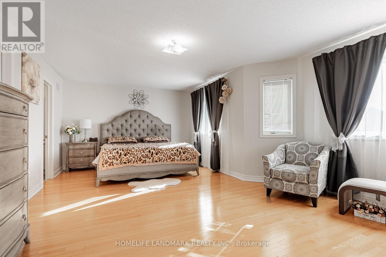 12 Houser Street, Markham, Ontario  L6E 1H8 - Photo 14 - N12457612