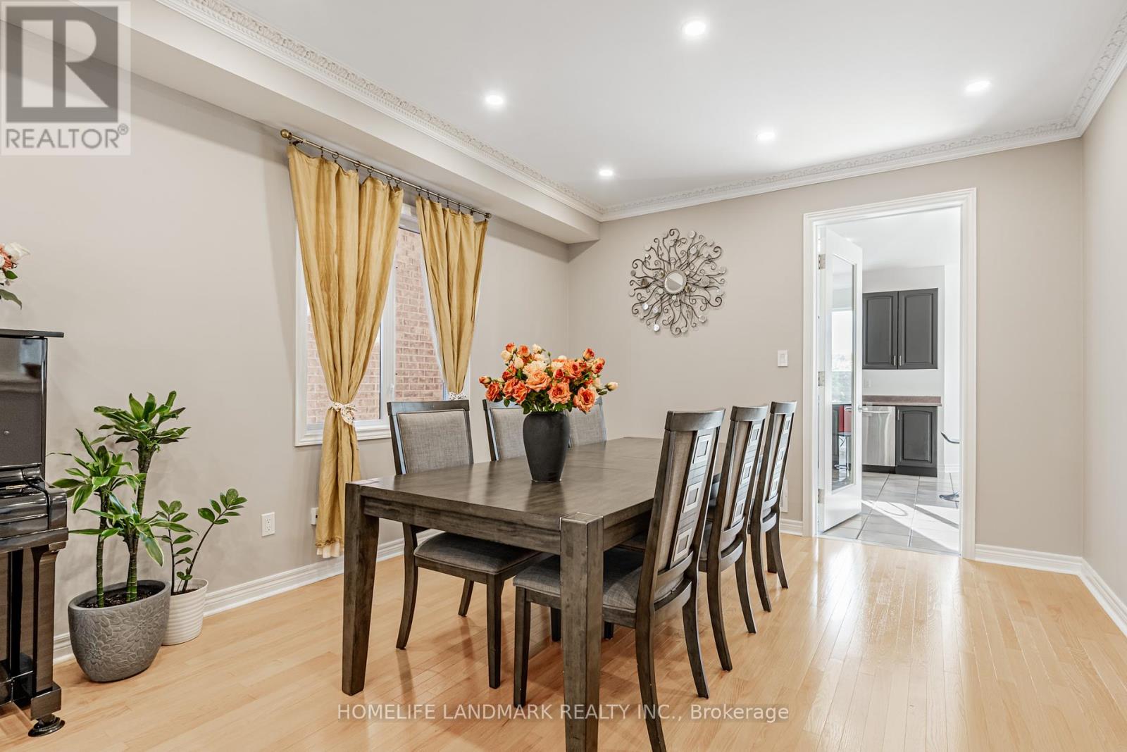 12 Houser Street, Markham, Ontario  L6E 1H8 - Photo 7 - N12457612