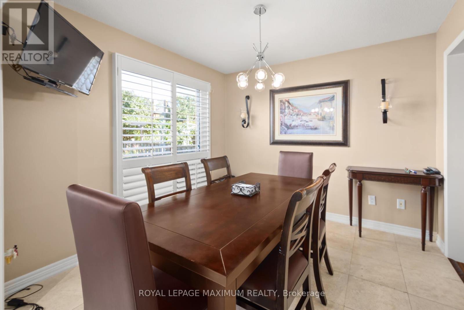 12 Checker Court, Vaughan, Ontario  L4J 5X3 - Photo 12 - N12457630