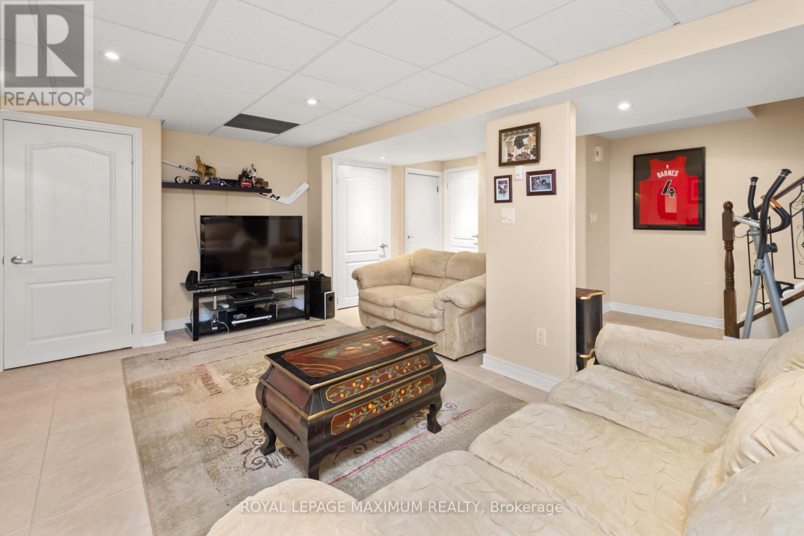12 Checker Court, Vaughan, Ontario  L4J 5X3 - Photo 29 - N12457630