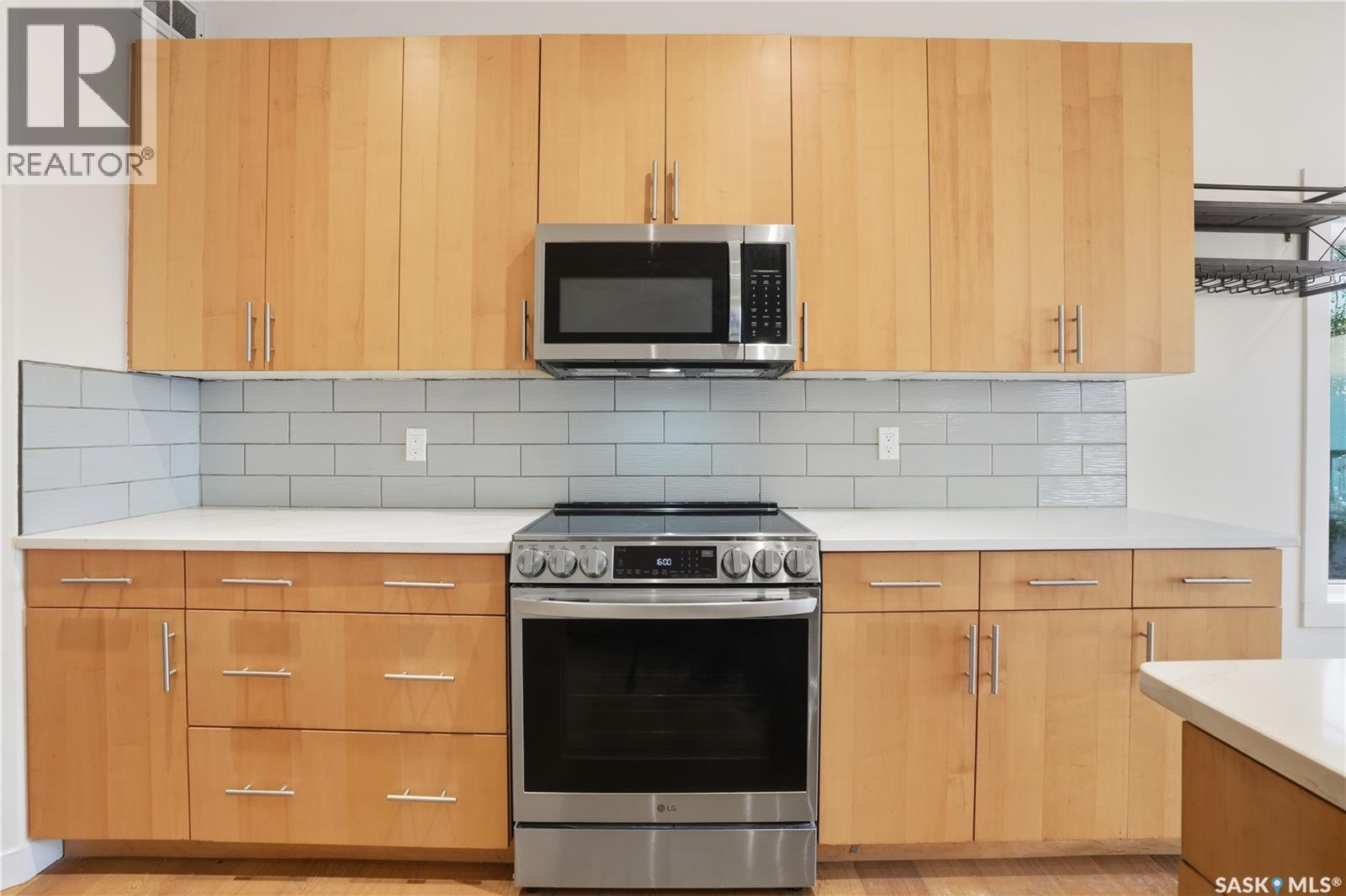 2106 Laurier Crescent E, Regina, Saskatchewan  S4V 0P6 - Photo 10 - SK020658
