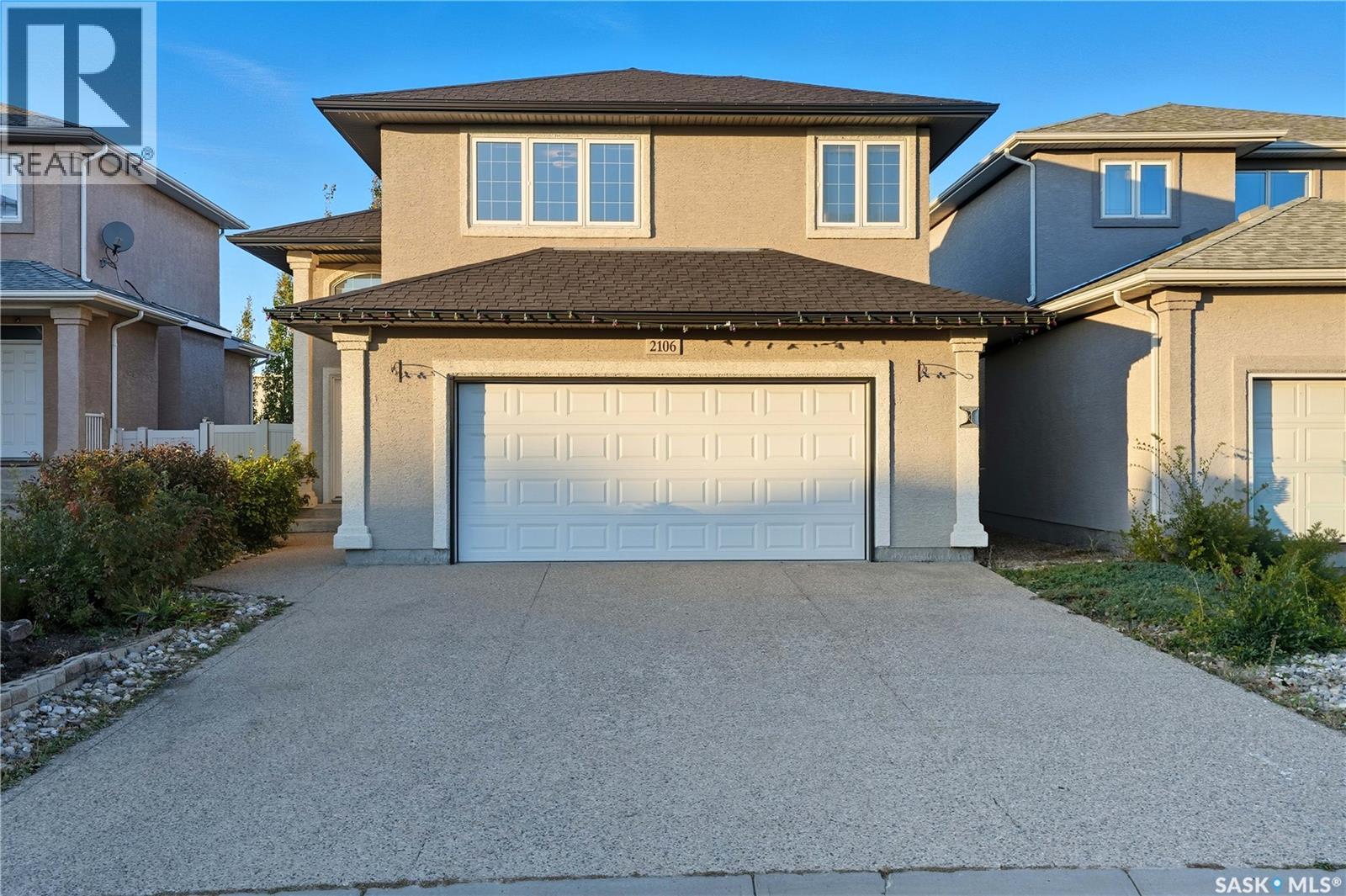 2106 Laurier Crescent E, Regina, Saskatchewan  S4V 0P6 - Photo 2 - SK020658