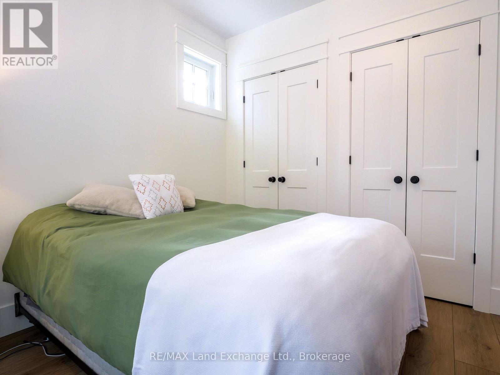 15 Lakeforest Drive, Saugeen Shores, Ontario  N0H 2L0 - Photo 32 - X12457570
