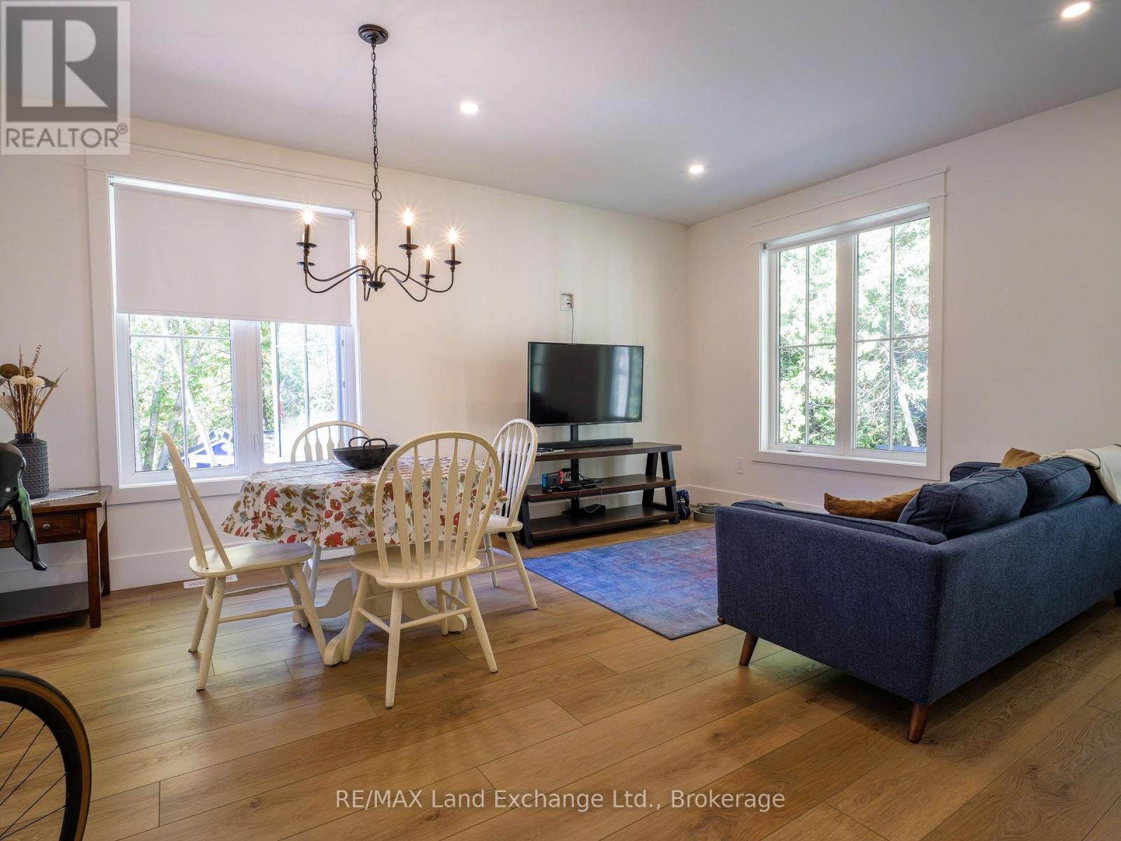 15 Lakeforest Drive, Saugeen Shores, Ontario  N0H 2L0 - Photo 30 - X12457570