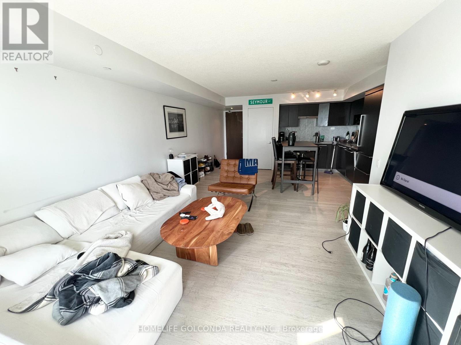 2312 - 70 Queens Wharf Road, Toronto, Ontario  M5V 0J2 - Photo 5 - C12453282
