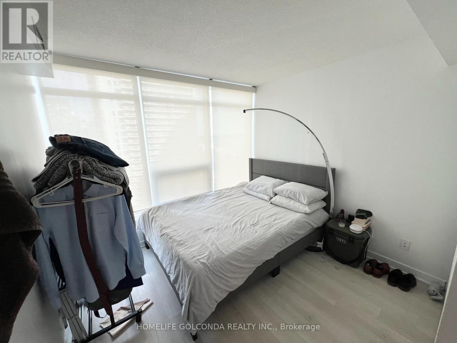 2312 - 70 Queens Wharf Road, Toronto, Ontario  M5V 0J2 - Photo 9 - C12453282