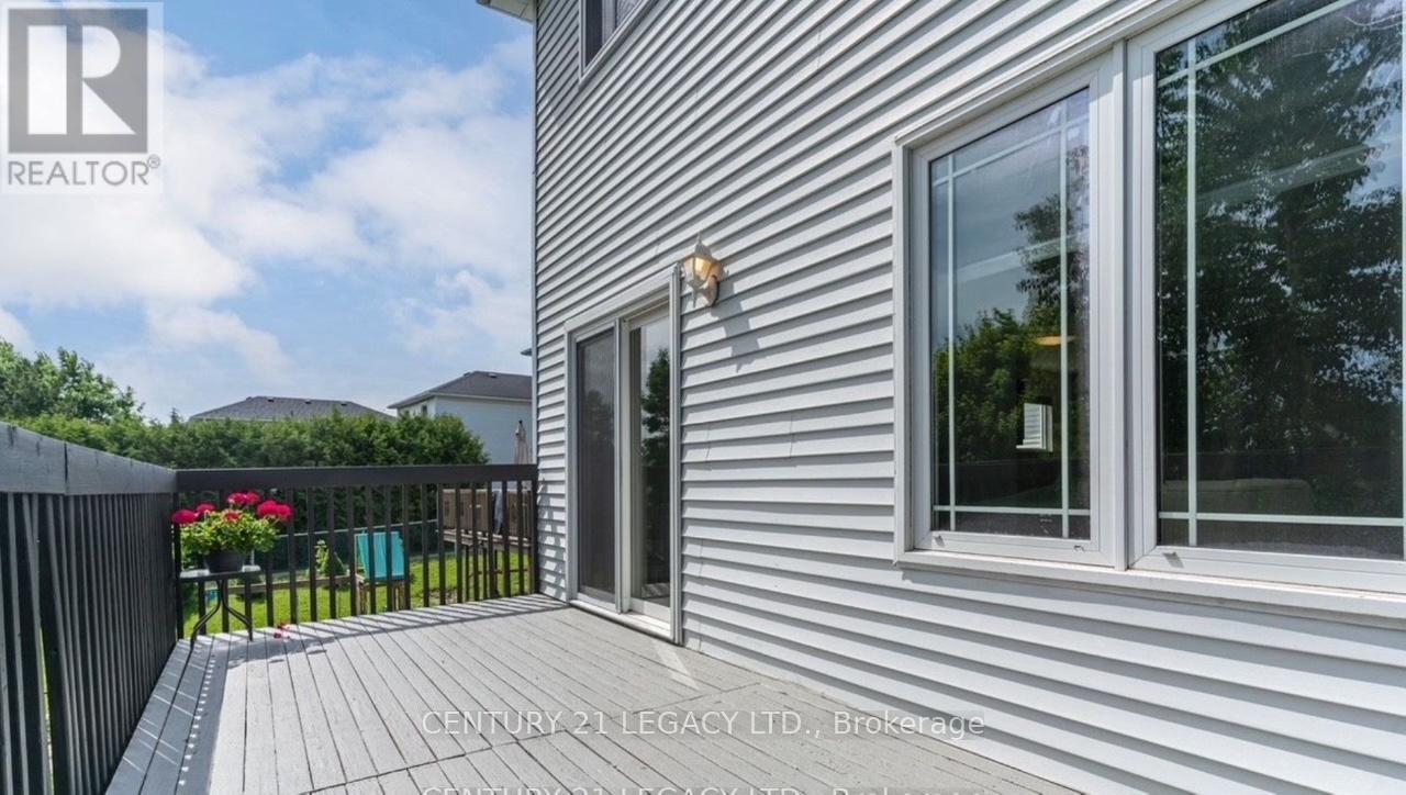 Upper - 339 Lewis Drive W, Orangeville, Ontario  L9W 4P8 - Photo 12 - W12457623