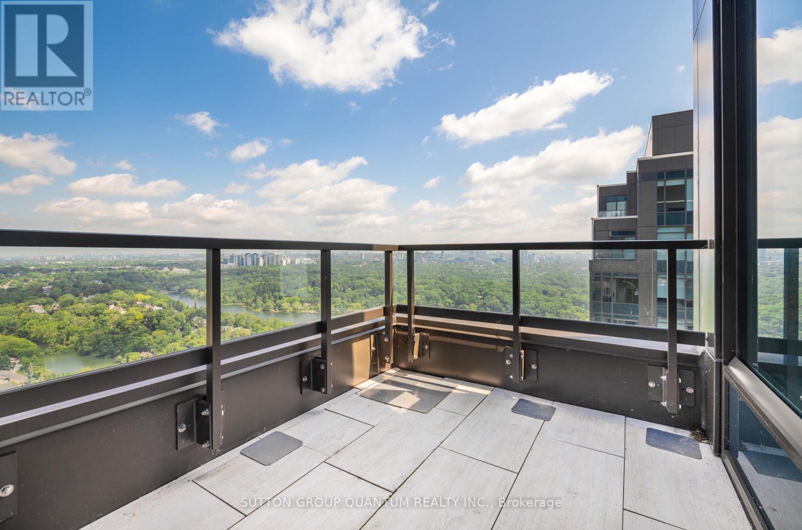 4202 - 1928 Lake Shore Boulevard W, Toronto, Ontario  M6S 0B1 - Photo 14 - W12457627