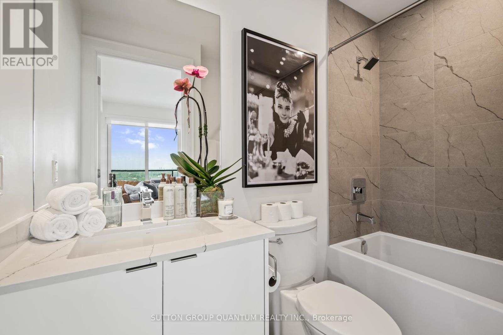 4202 - 1928 Lake Shore Boulevard W, Toronto, Ontario  M6S 0B1 - Photo 22 - W12457627