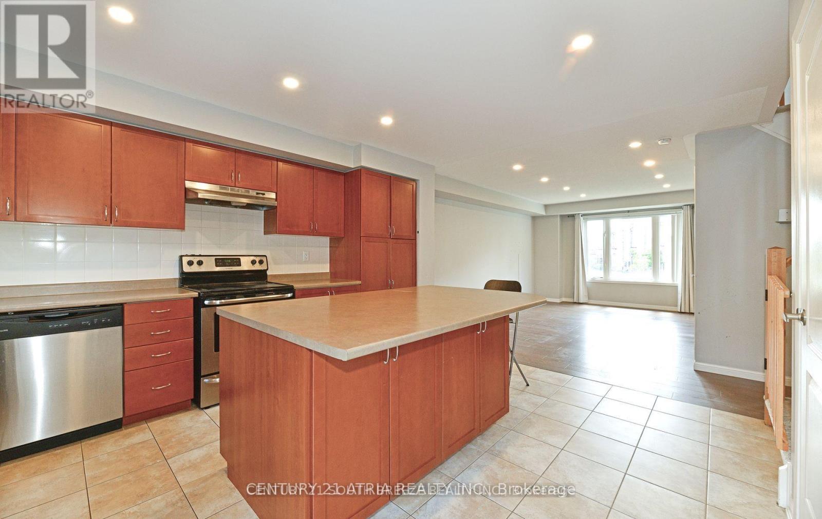17 - 3135 Boxford Crescent, Mississauga, Ontario  L5M 0X1 - Photo 13 - W12457634