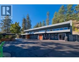 5290 Trepanier Bench Road, peachland, British Columbia