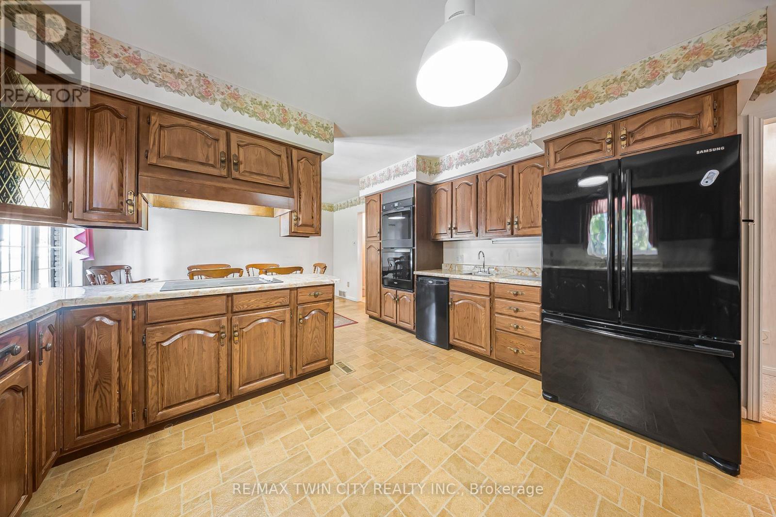 1599 Berlett's Road, Wilmot, Ontario  N0B 2L0 - Photo 10 - X12457617