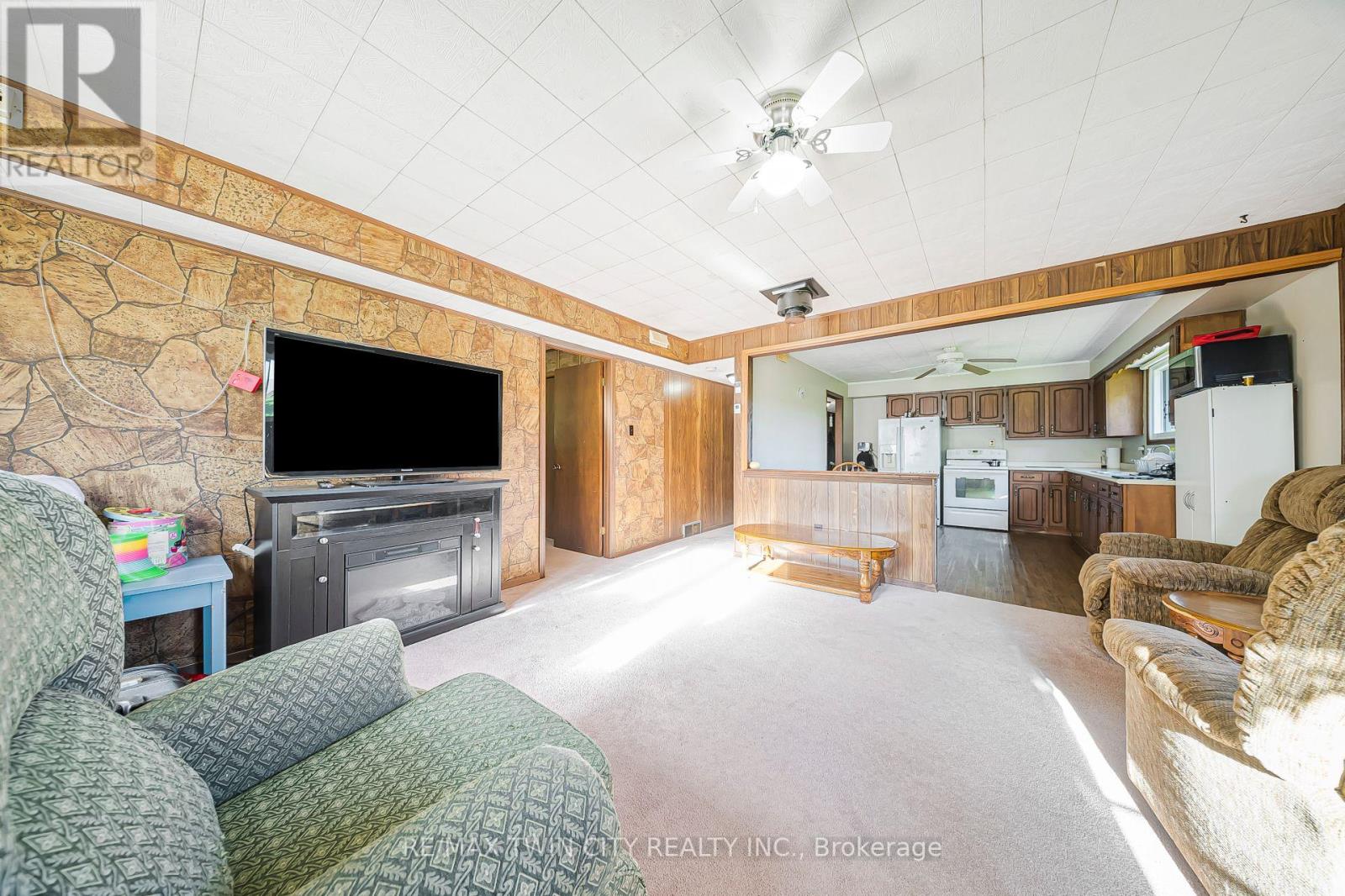 1599 Berlett's Road, Wilmot, Ontario  N0B 2L0 - Photo 35 - X12457617