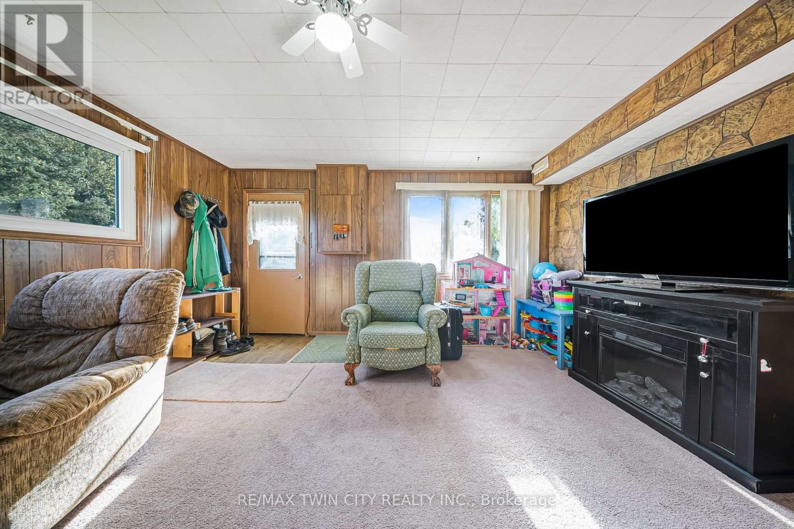 1599 Berlett's Road, Wilmot, Ontario  N0B 2L0 - Photo 36 - X12457617