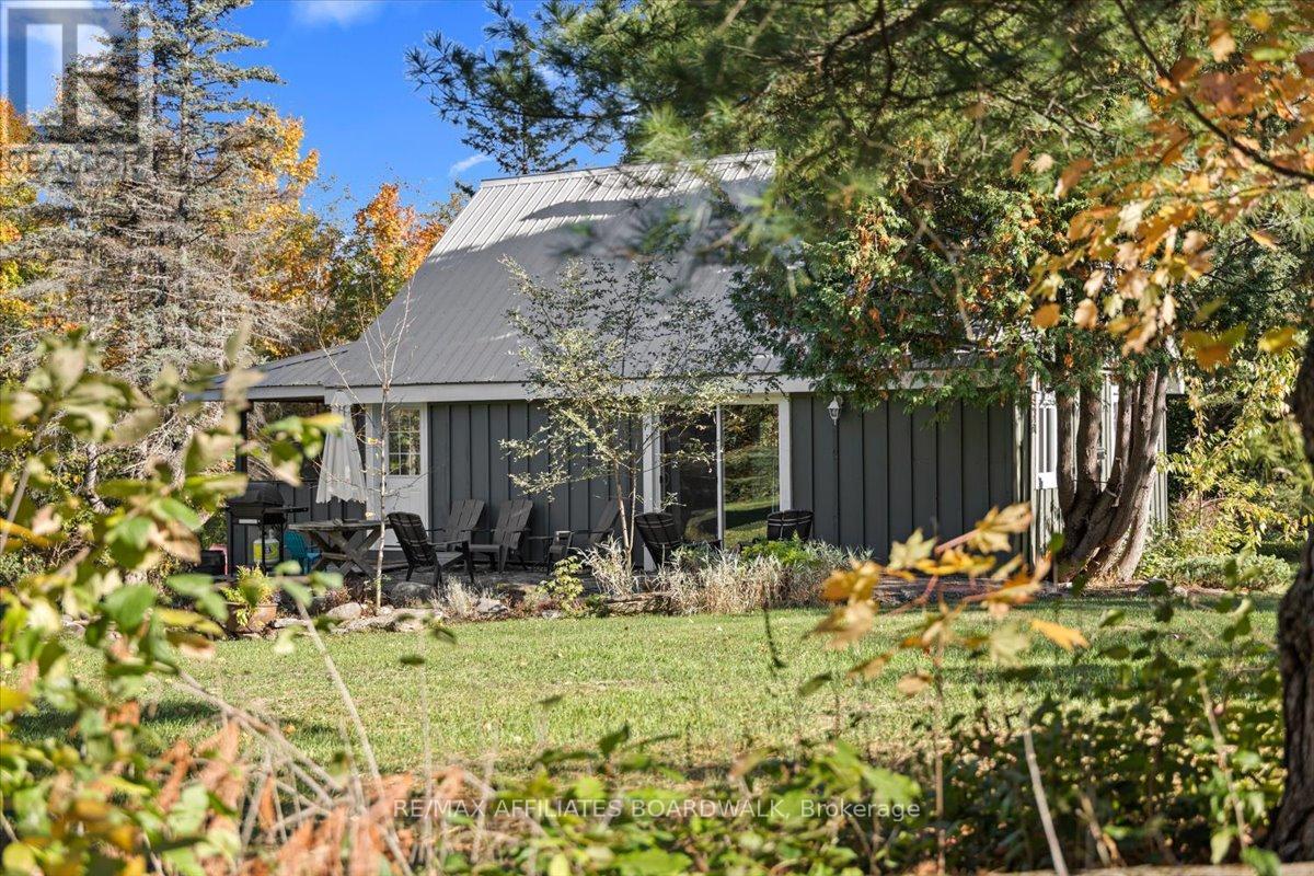 402 Mp4 Road, Rideau Lakes, Ontario  K0G 1V0 - Photo 34 - X12457677