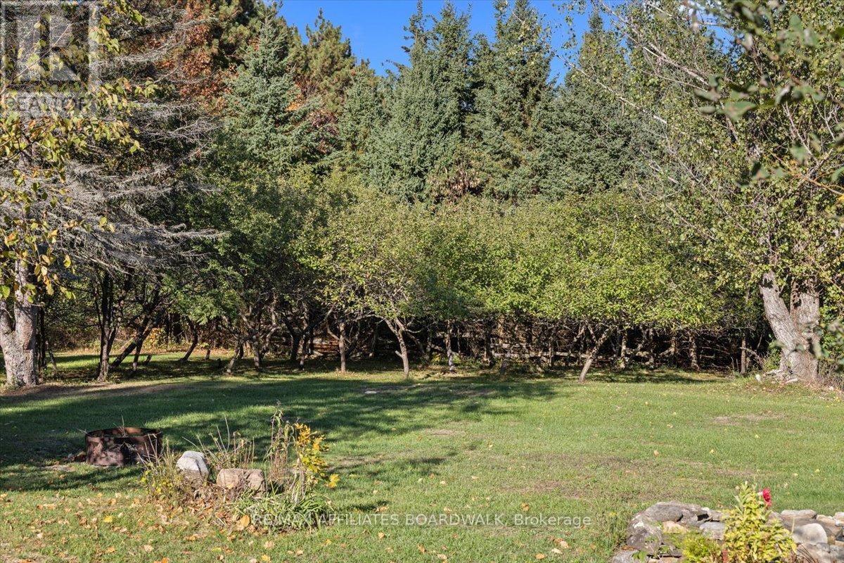 402 Mp4 Road, Rideau Lakes, Ontario  K0G 1V0 - Photo 37 - X12457677