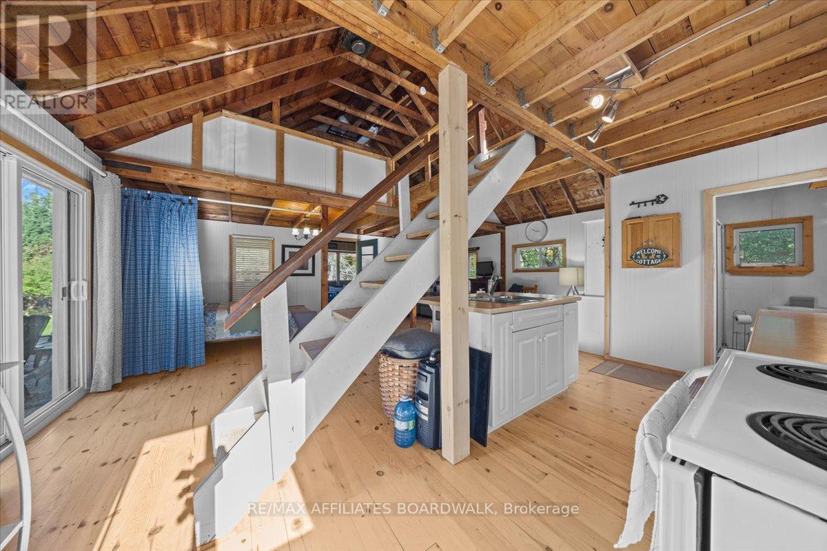 402 Mp4 Road, Rideau Lakes, Ontario  K0G 1V0 - Photo 7 - X12457677