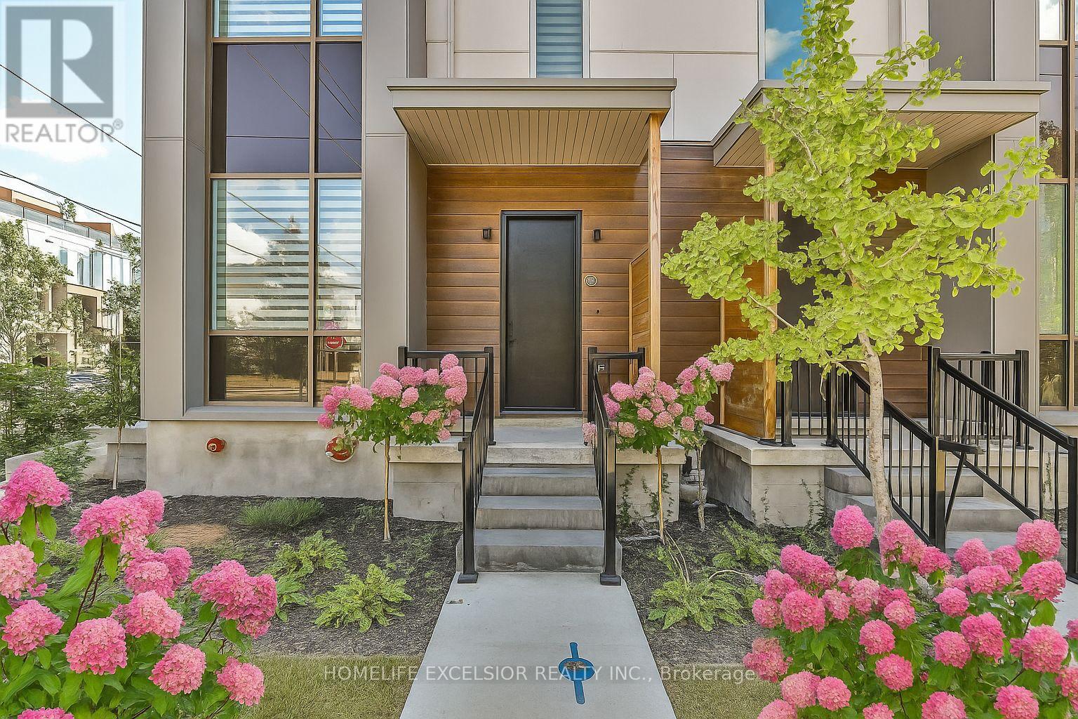 Unit 1 - 18 Greenbriar Road, Toronto, Ontario  M2K 0G7 - Photo 2 - C12455639