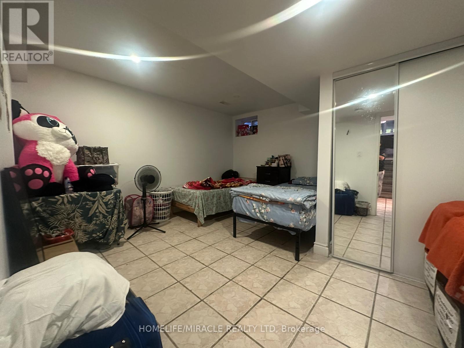 46 Hinchley Wood Grove, Brampton, Ontario  L6V 3M3 - Photo 16 - W12450318