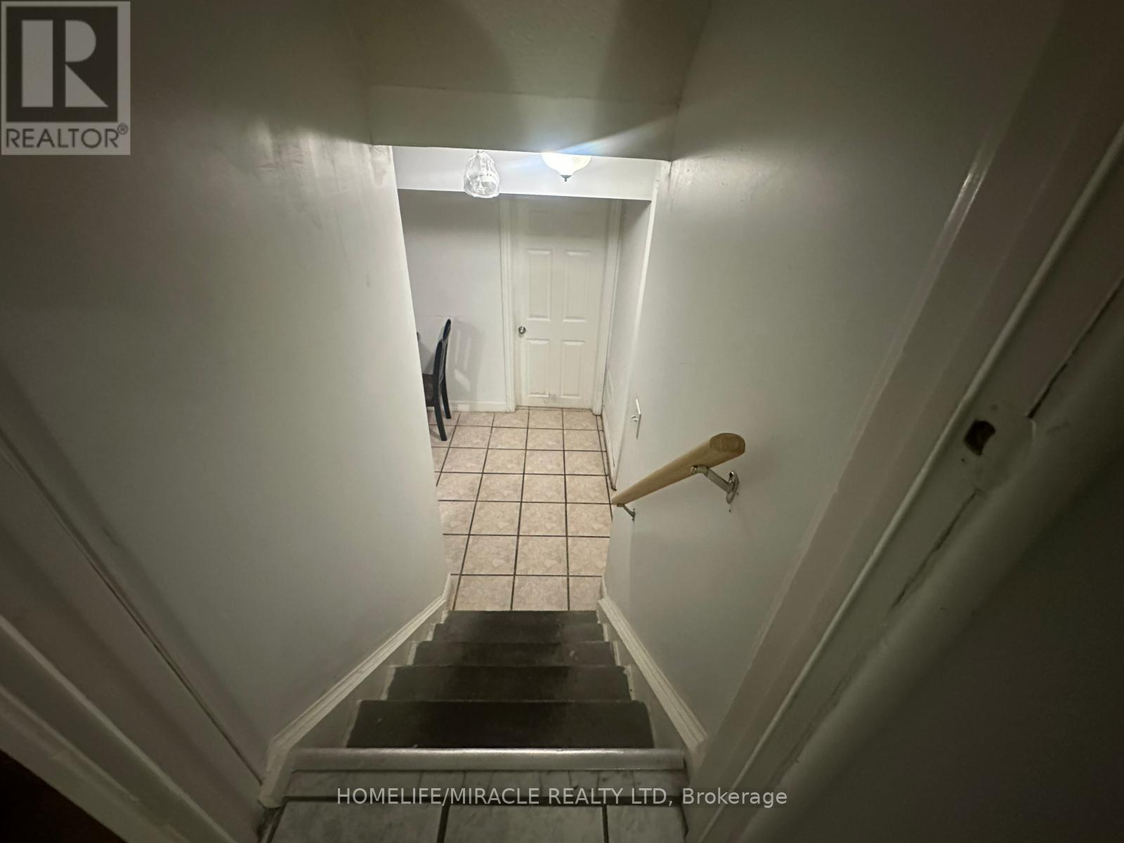 46 Hinchley Wood Grove, Brampton, Ontario  L6V 3M3 - Photo 17 - W12450318