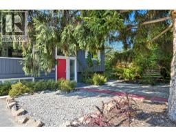 1112 Pinecrest Lane, kelowna, British Columbia