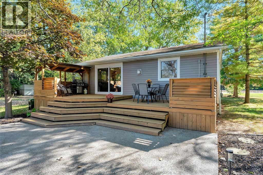 255 EDWARD ROAD, lakeshore, Ontario