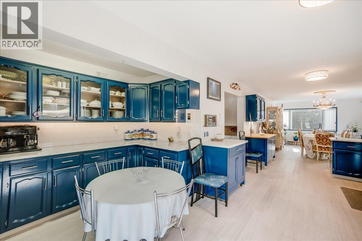 801 Houston Street, Nelson, British Columbia  V1L 5J3 - Photo 32 - 10359825