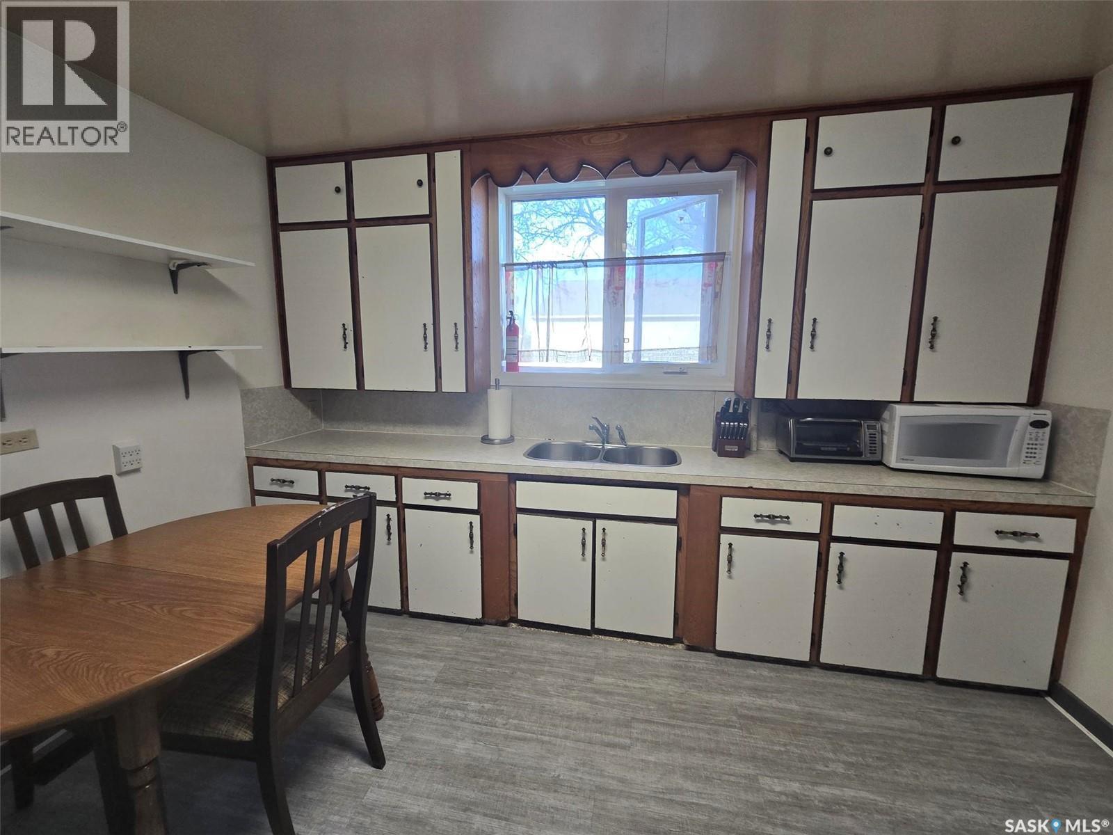 801 Qu'appelle Street, Grenfell, Saskatchewan  S0G 2B0 - Photo 12 - SK020598