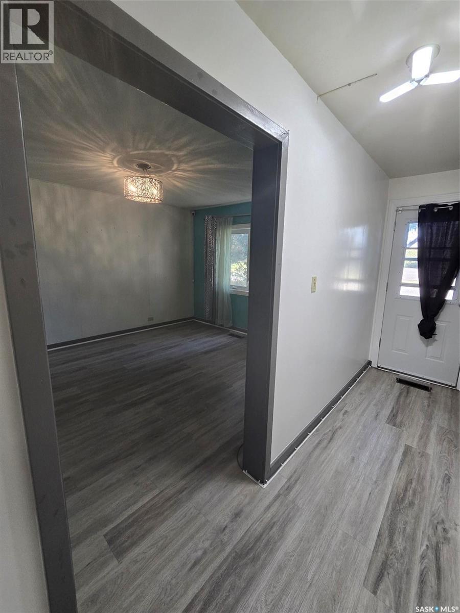 801 Qu'appelle Street, Grenfell, Saskatchewan  S0G 2B0 - Photo 29 - SK020598