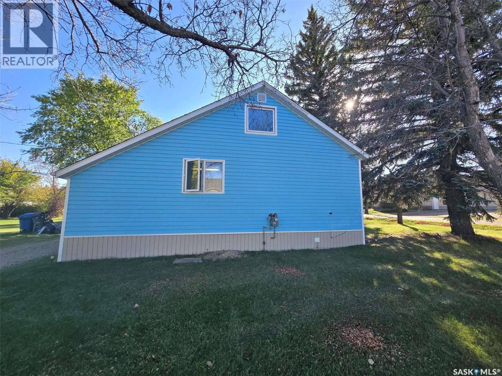 801 Qu'appelle Street, Grenfell, Saskatchewan  S0G 2B0 - Photo 3 - SK020598