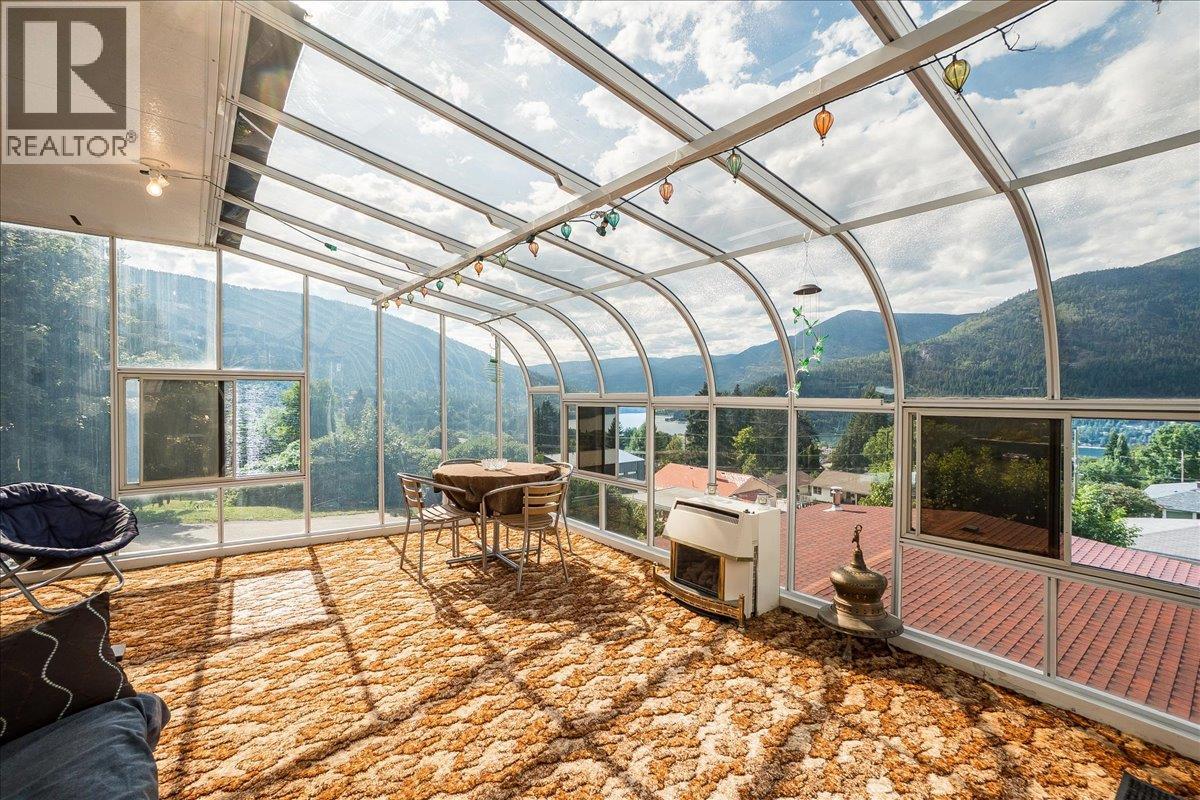 801 Houston Street, Nelson, British Columbia  V1L 5J3 - Photo 50 - 10359825