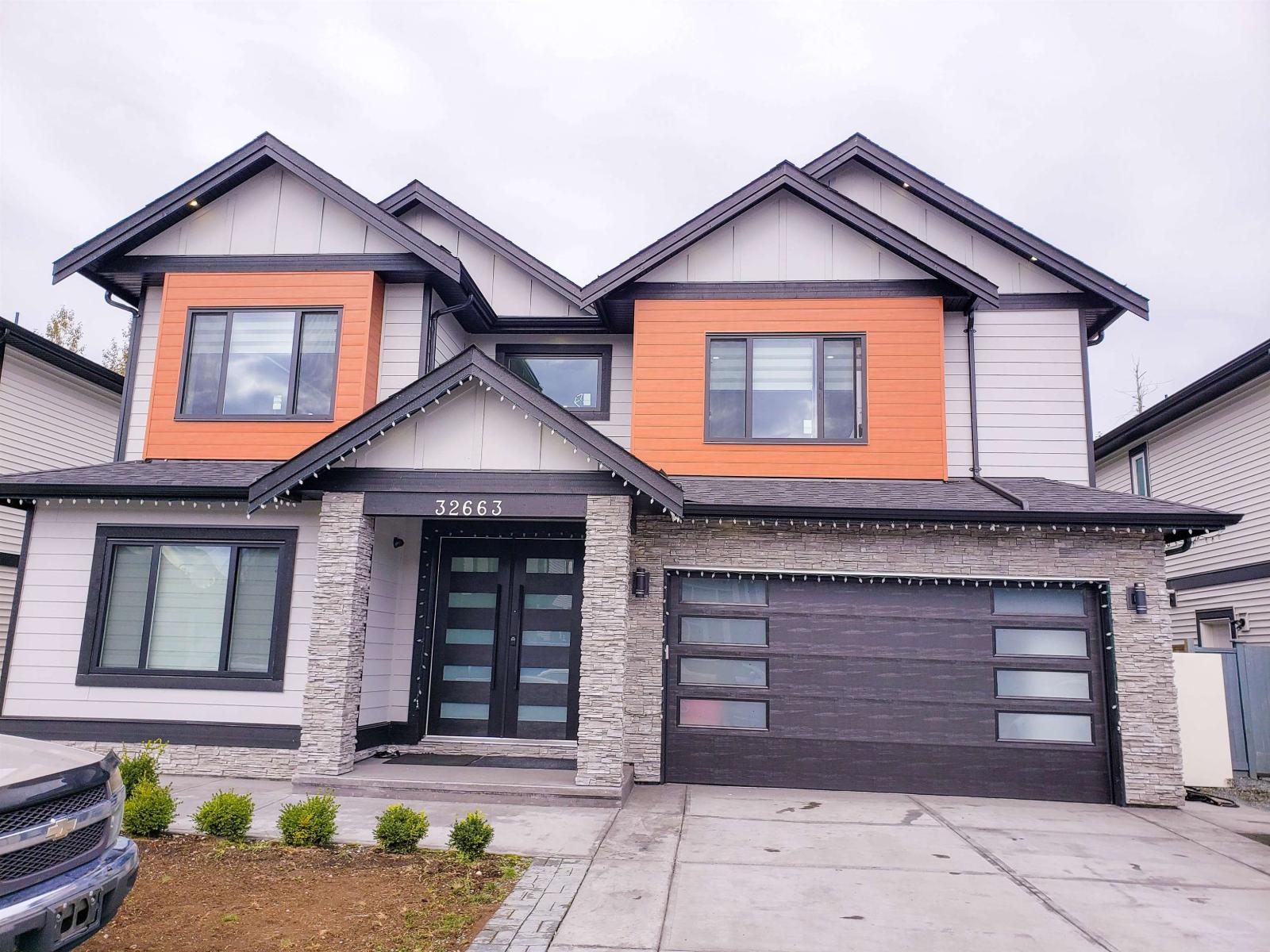 32663 Cunningham Avenue, Mission, British Columbia  V4S 0E5 - Photo 1 - R3047292