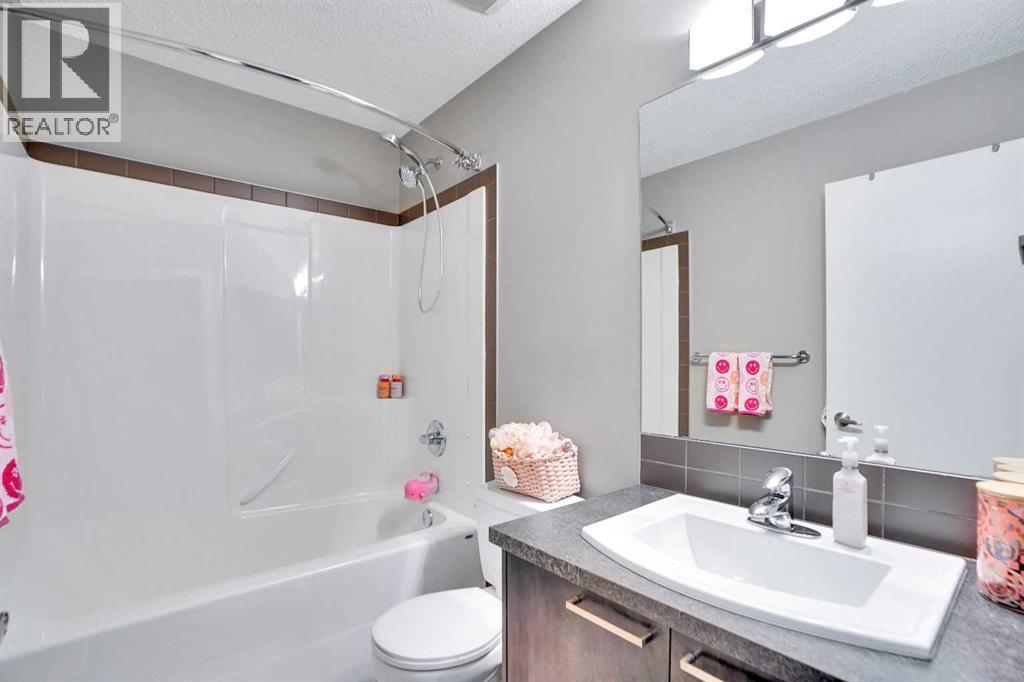 21 Copperpond Road Se, Calgary, Alberta  T2Z 0Y8 - Photo 14 - A2246397