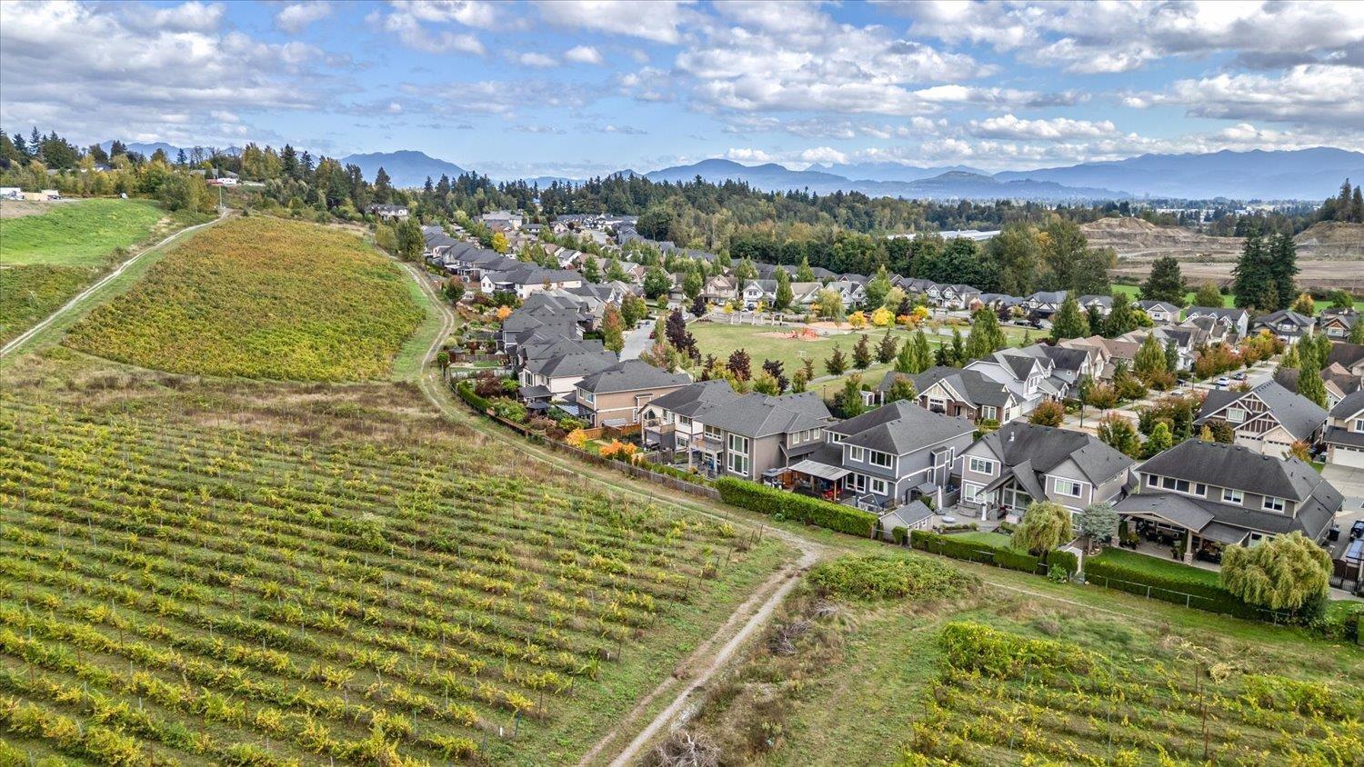 2203 Riesling Drive, Abbotsford, British Columbia  V4X 0A6 - Photo 32 - R3055468