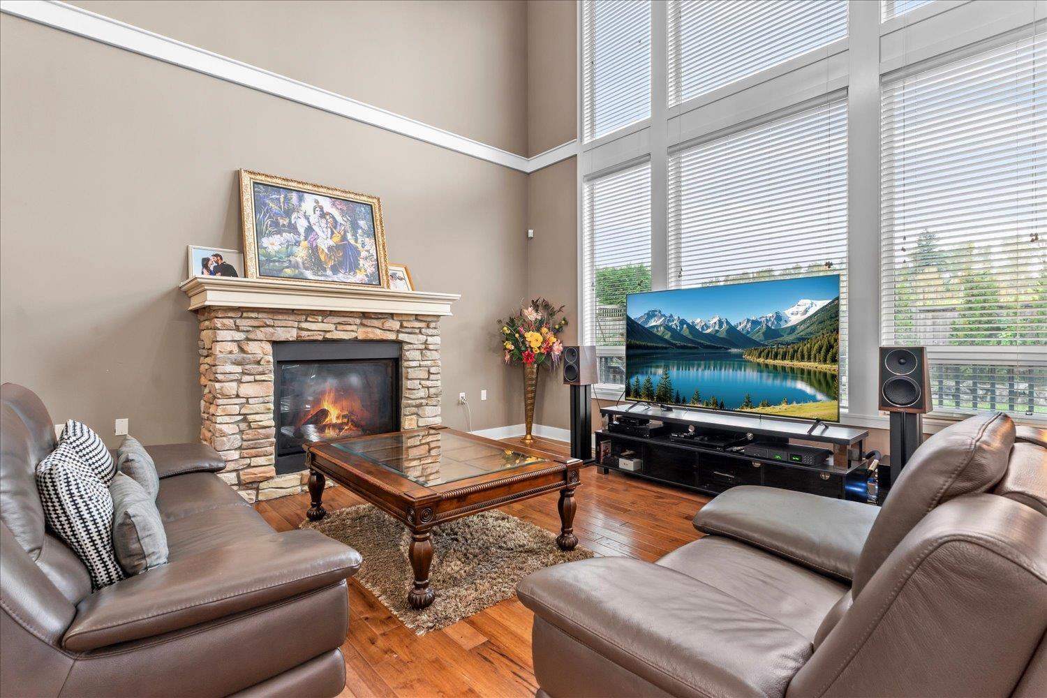 2203 Riesling Drive, Abbotsford, British Columbia  V4X 0A6 - Photo 3 - R3055468