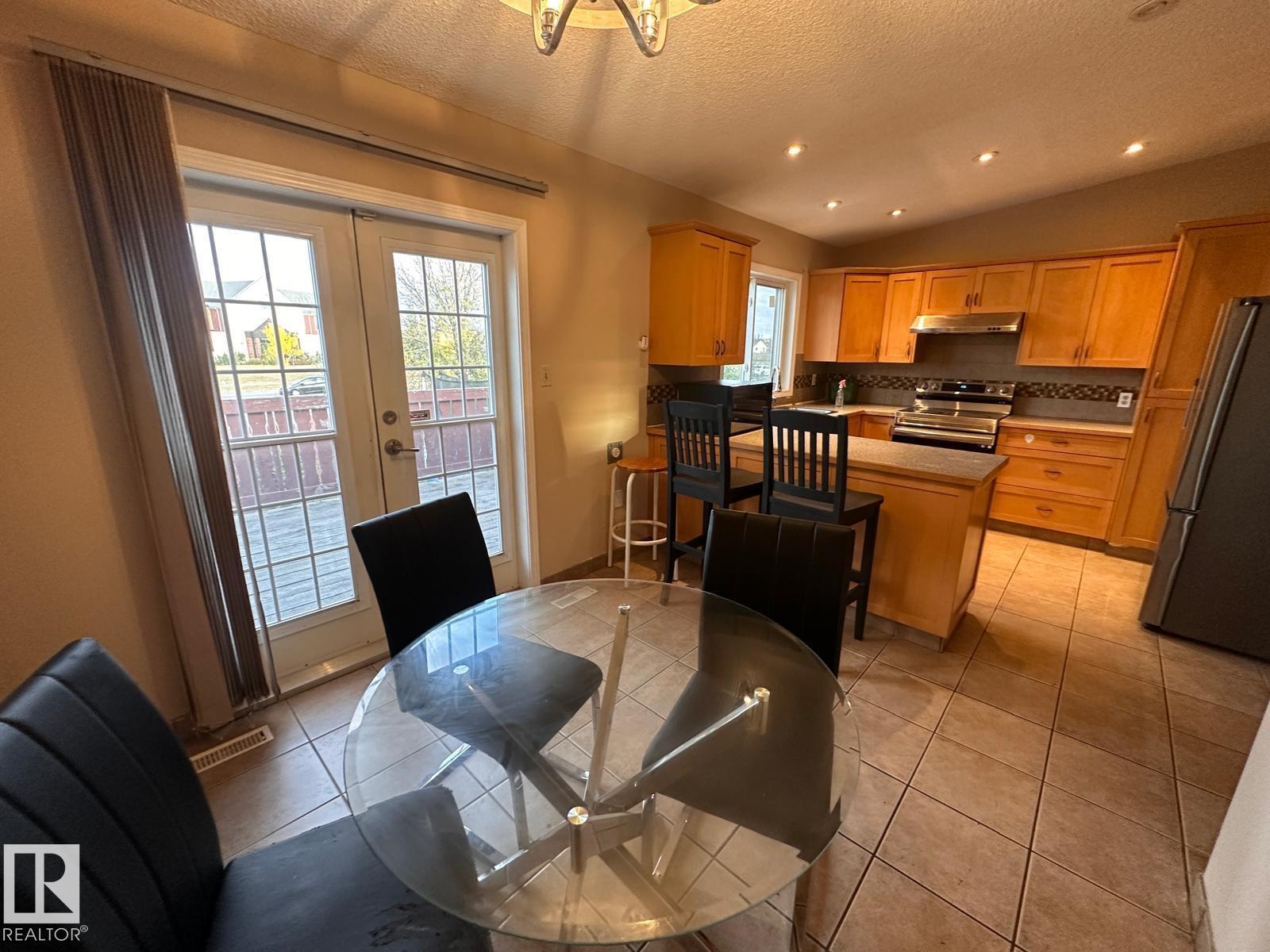 2807 35 St Nw, Edmonton, Alberta  T6L 5K2 - Photo 7 - E4461760