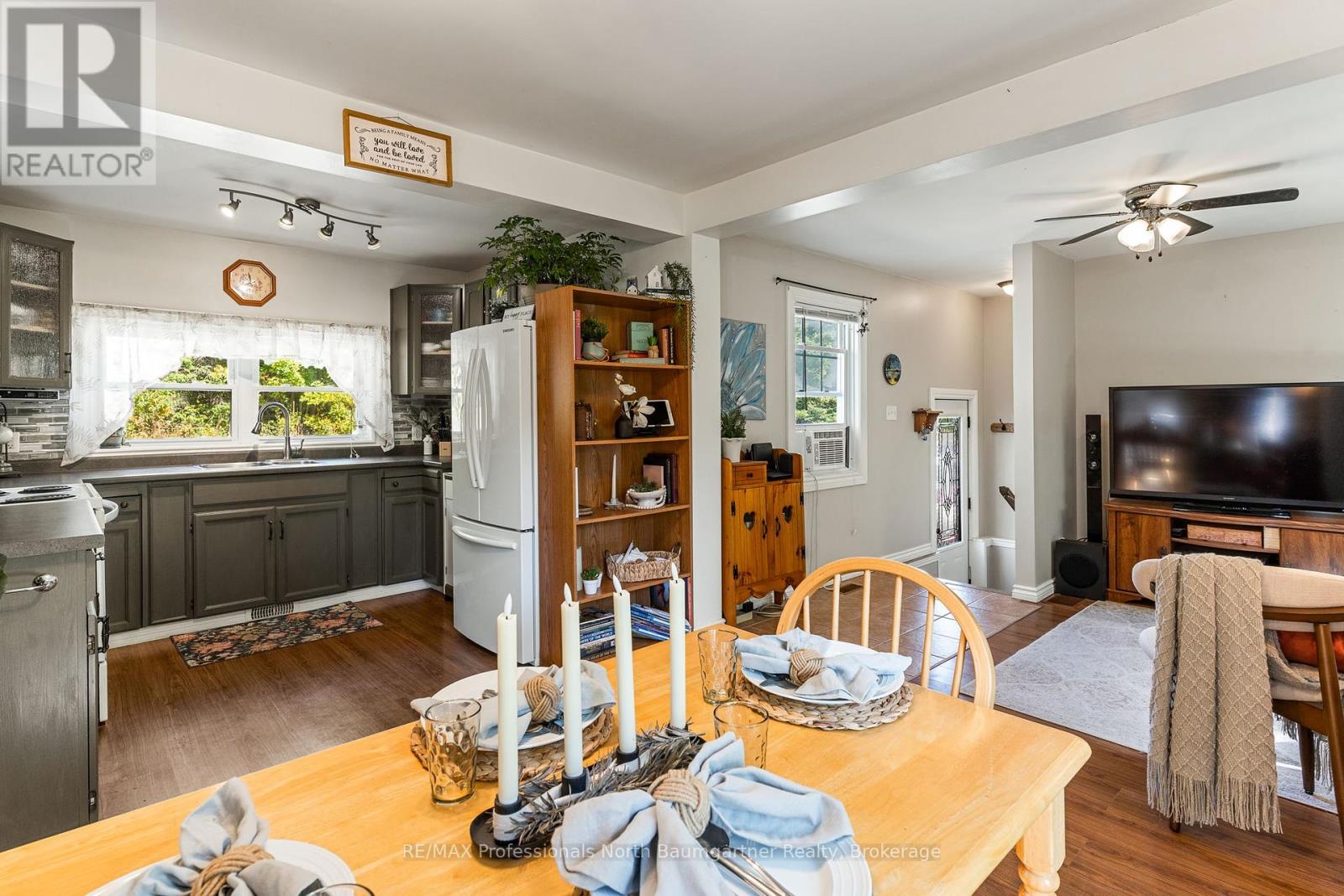 1834 Scotch Line Road W, Minden Hills, Ontario  K0M 2K0 - Photo 12 - X12415983
