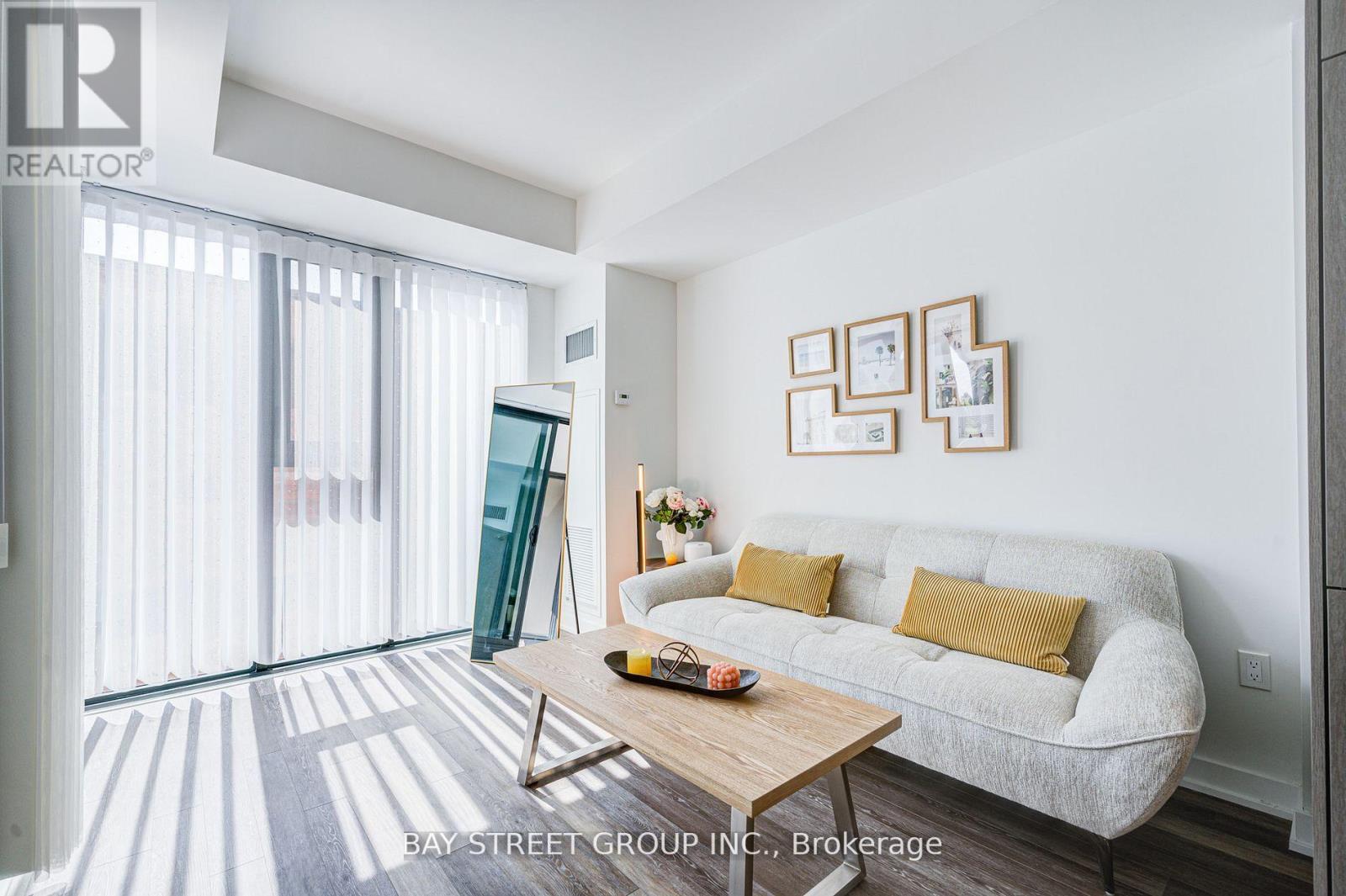 320 - 250 Lawrence Avenue W, Toronto, Ontario  M5M 1B2 - Photo 20 - C12457642