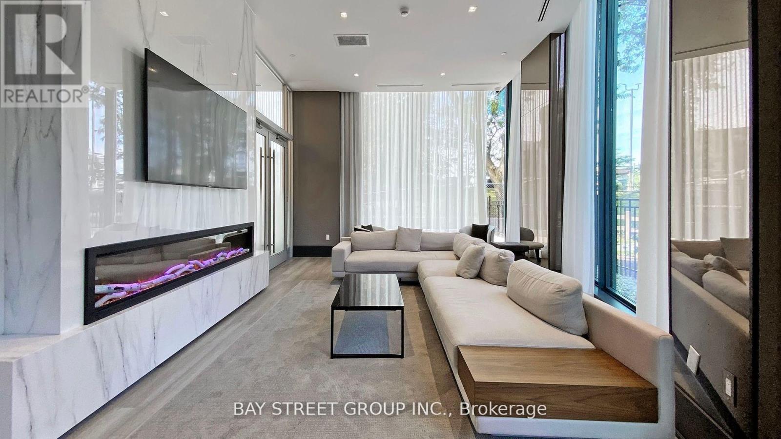320 - 250 Lawrence Avenue W, Toronto, Ontario  M5M 1B2 - Photo 4 - C12457642