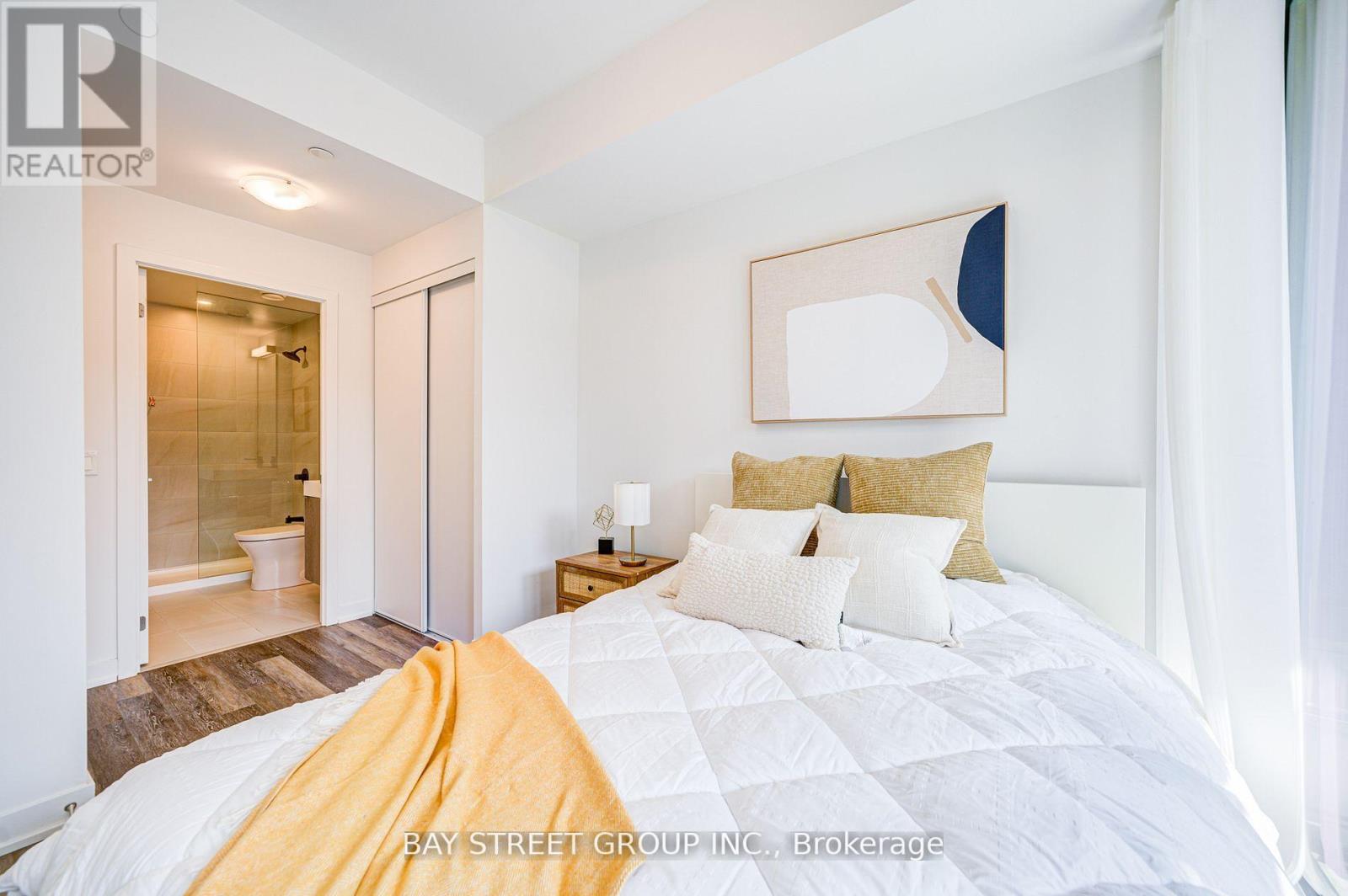 320 - 250 Lawrence Avenue W, Toronto, Ontario  M5M 1B2 - Photo 7 - C12457642